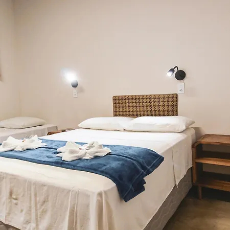 Local Hostel Novo Airão Exterior photo