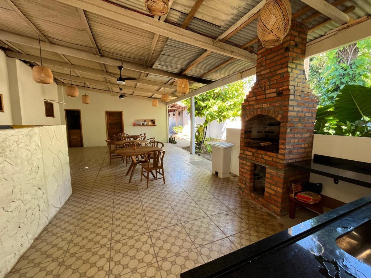 Local Hostal *