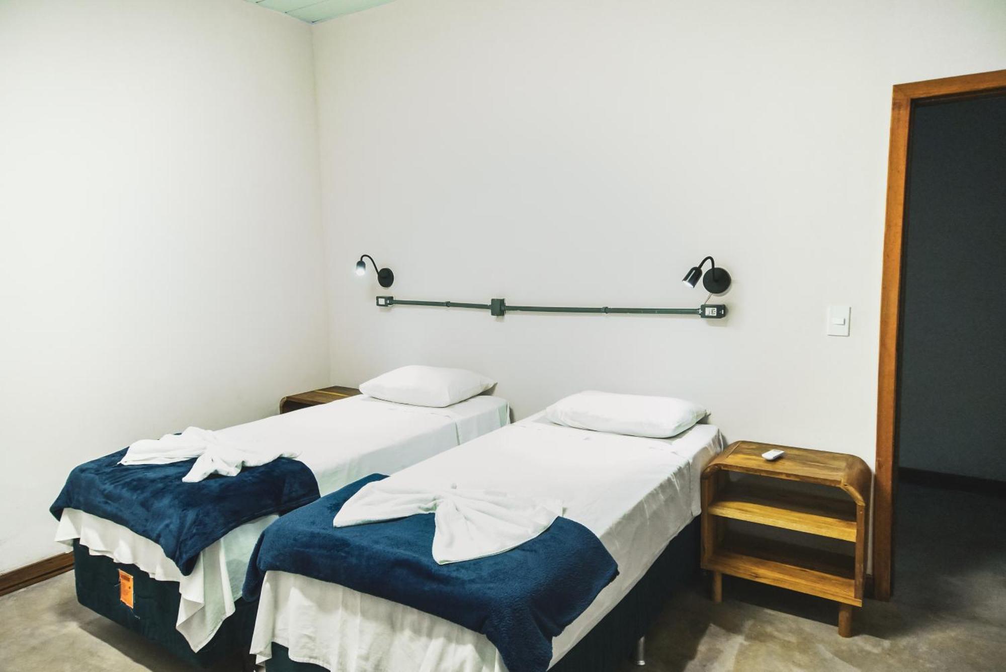 Local Hostel Novo Airao